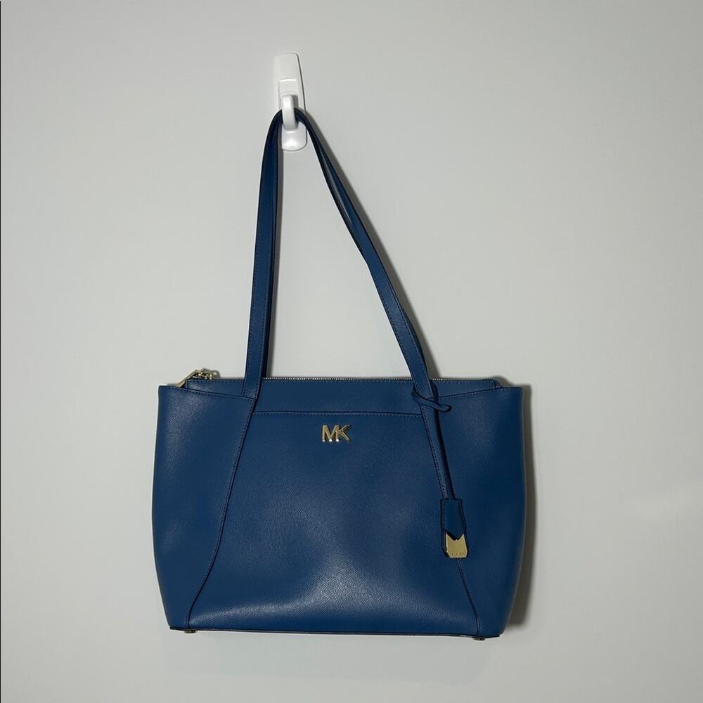 Michael Kors Maddie Medium Chambray Blue Tote Leather Shoulder Bag Purse
